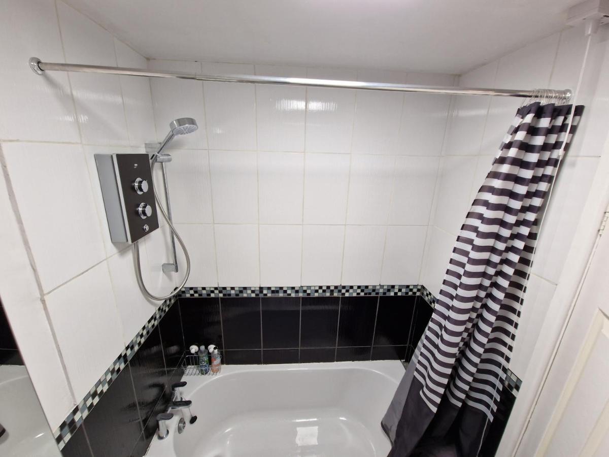 Teigngrace Comfy Apartment, Self Check-In 24H-Day, 7Days-Week, Sleep 4 - In Devon, Dartmoor, Near A38 מראה חיצוני תמונה